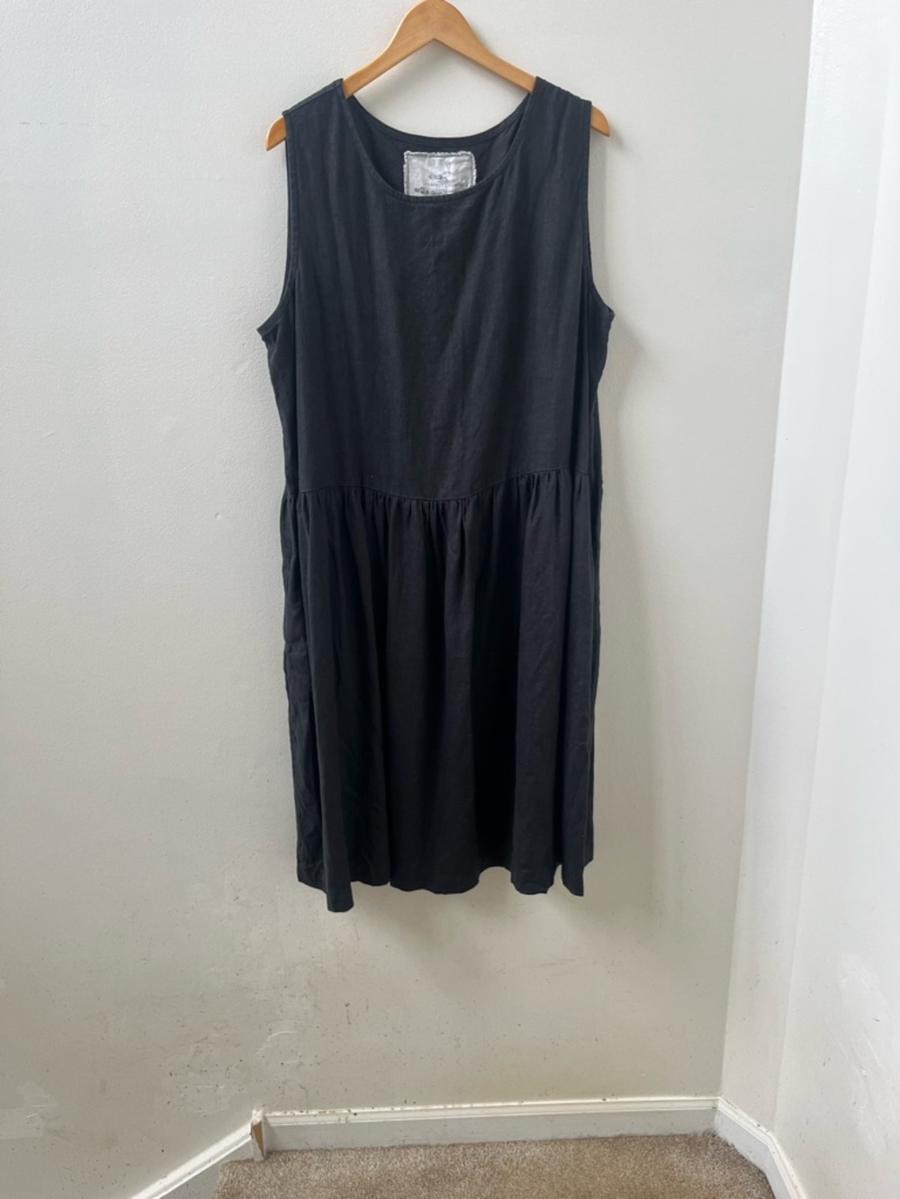 notPERFECTLINEN Elevated Basic Lagenlook Black Sleeveless Midi Dress